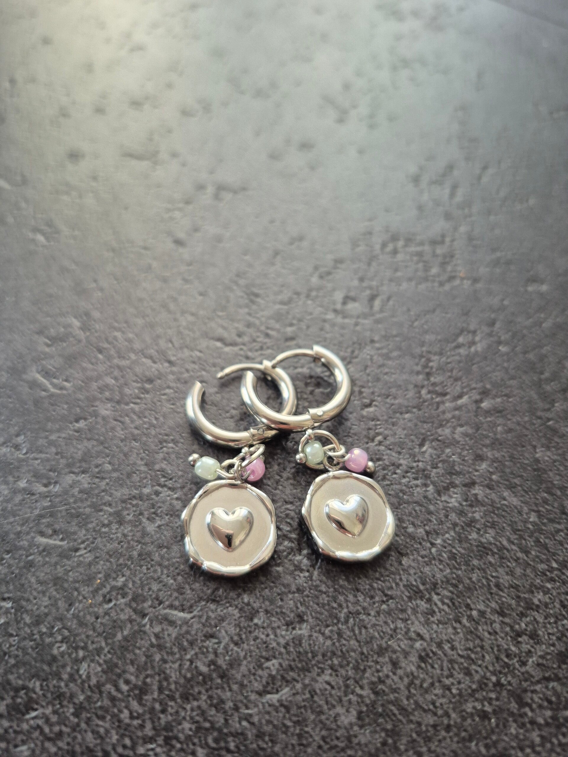 Oorbel met kraaltjes