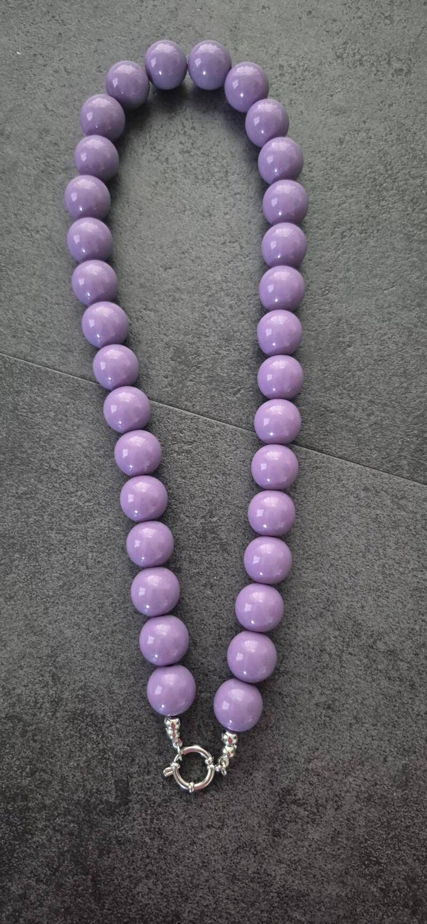 Acryl kralenketting met rvs zilveren boeislot