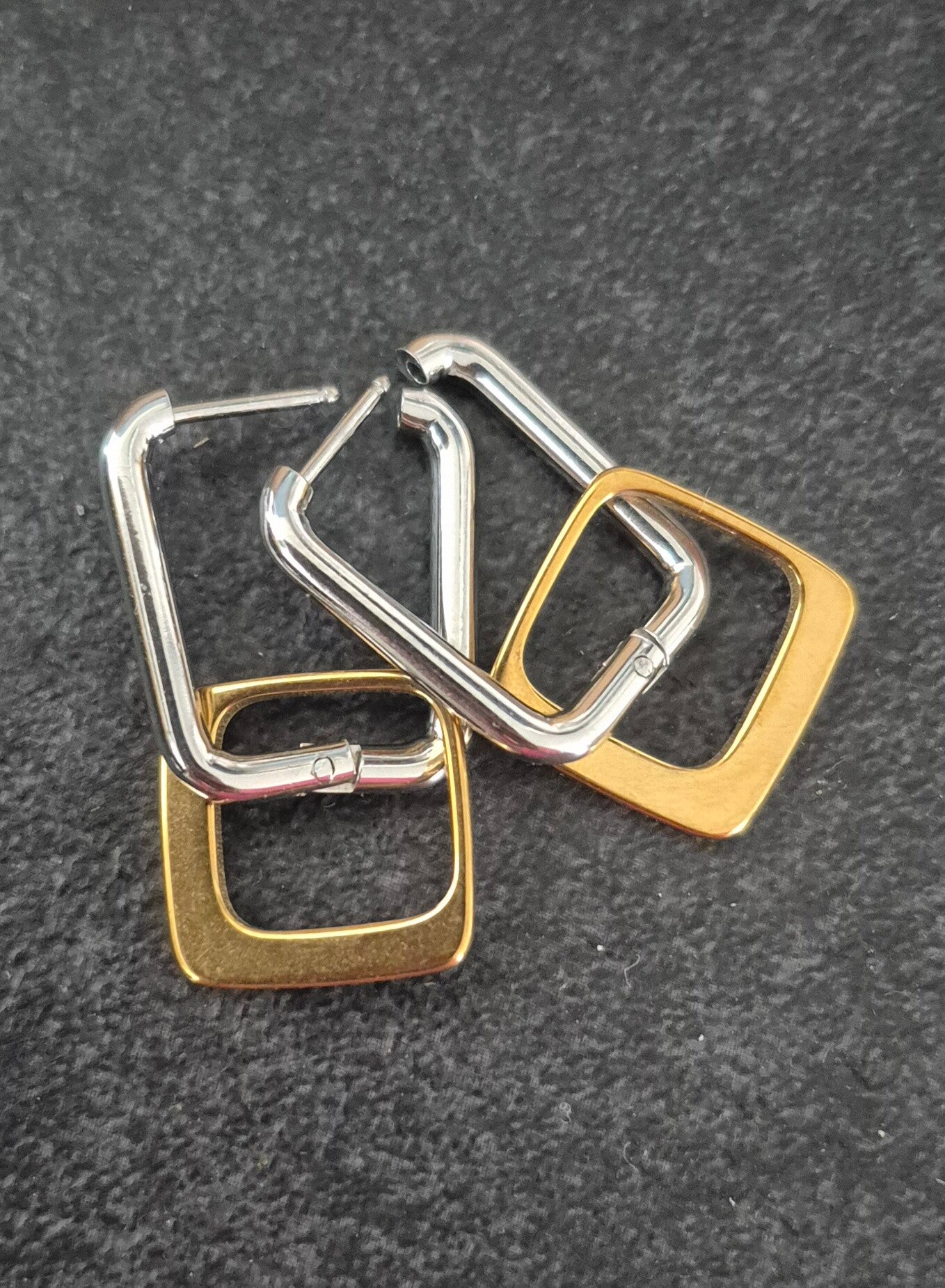 Oorhanger goud/zilver vierkant