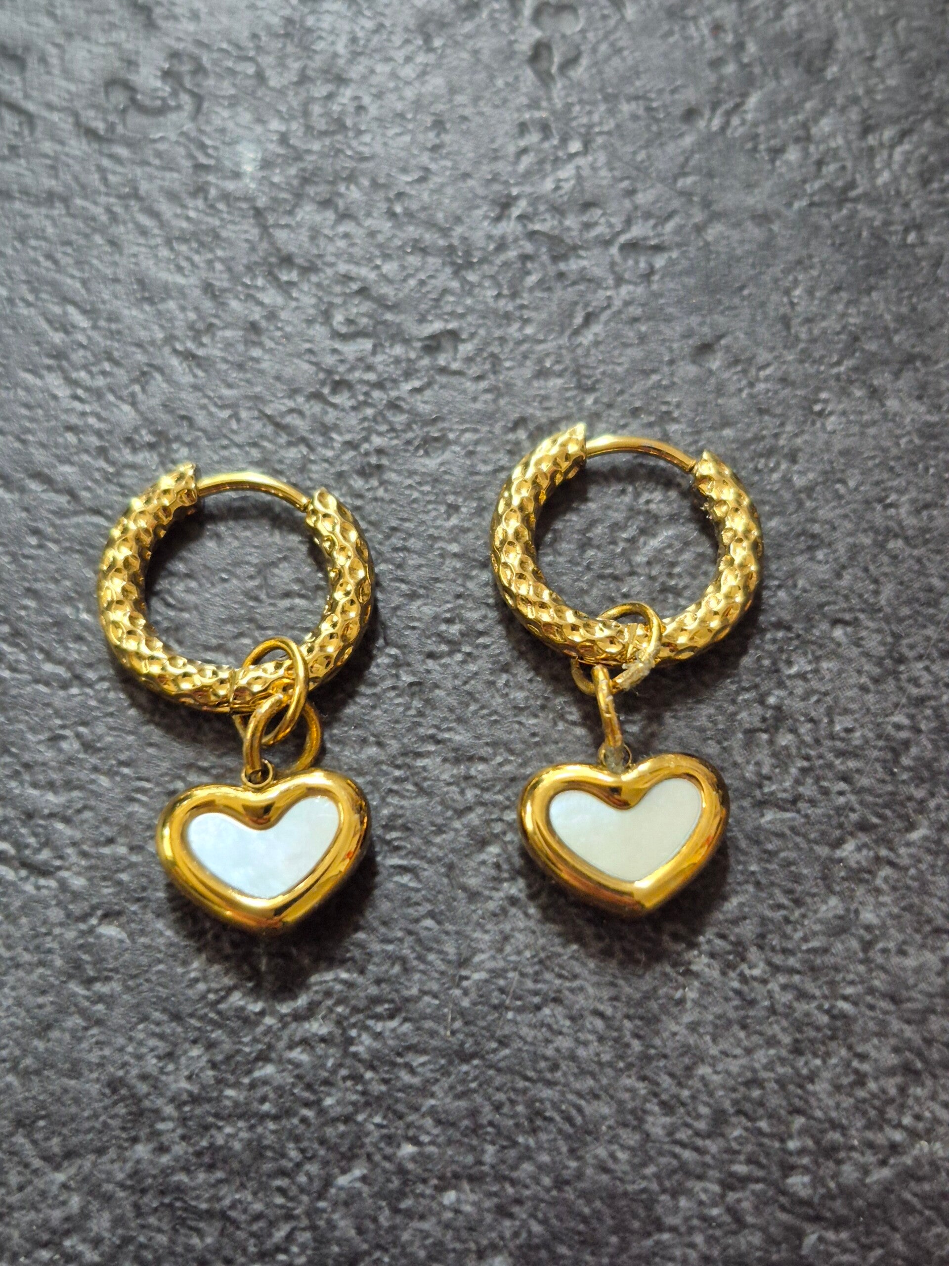 oorbel hart klein wit