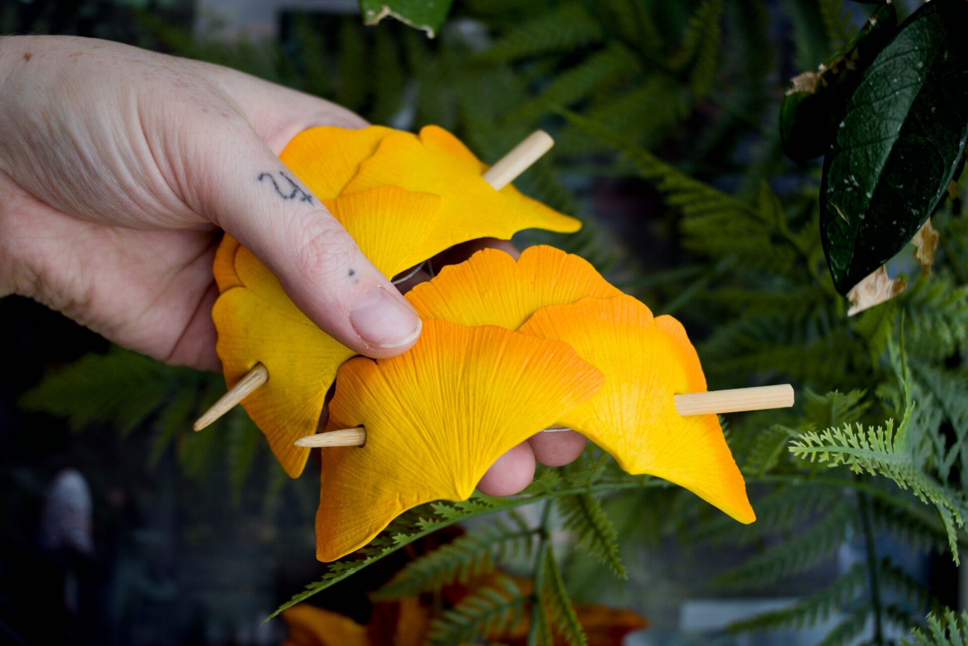 Ginkgo Biloba hairpin