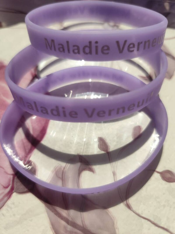 bracelet violet fluorescent maladie verneuil