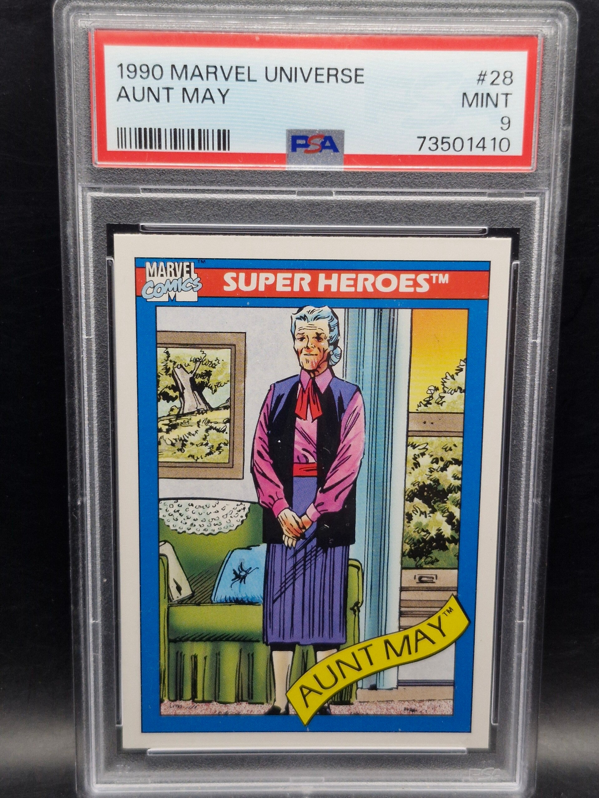 Aunt may 1990 marvel universe #28 PSA 9