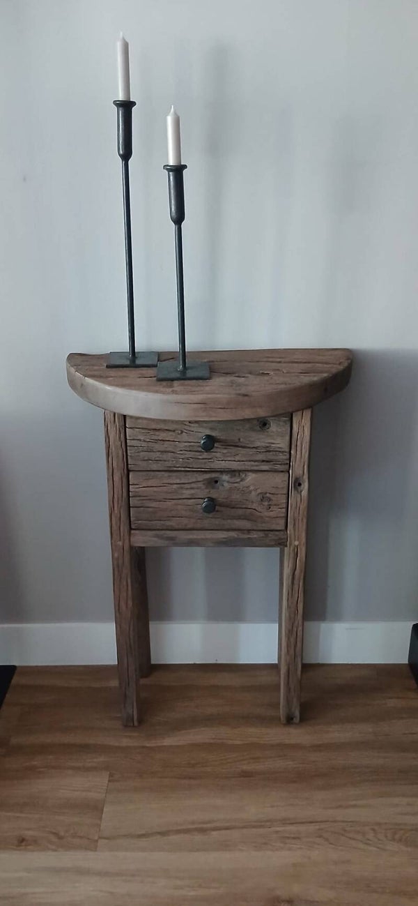 Sidetable monique