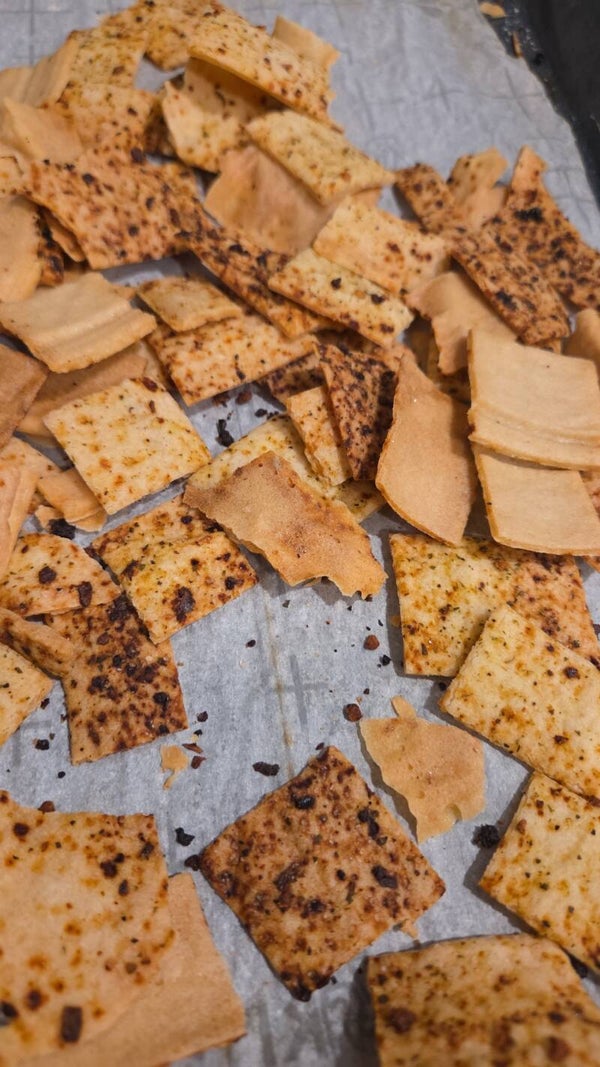 Sourdough crackers (everything bagel)
