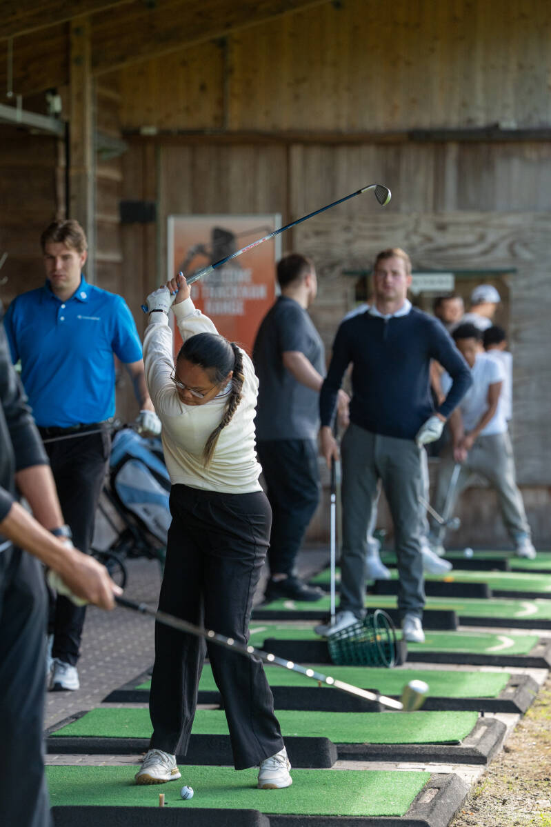 20260822_golf_younggolfers_007-standard.jpg