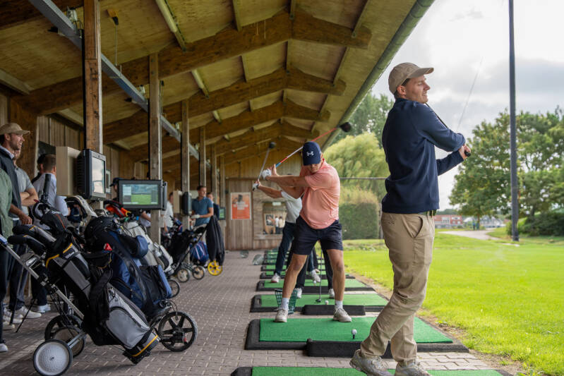 20260822_golf_younggolfers_017-standard.jpg