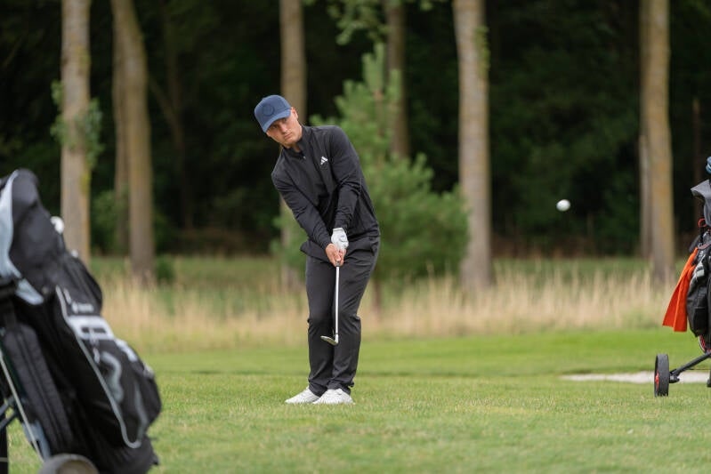 20260822_golf_younggolfers_031-standard.jpg