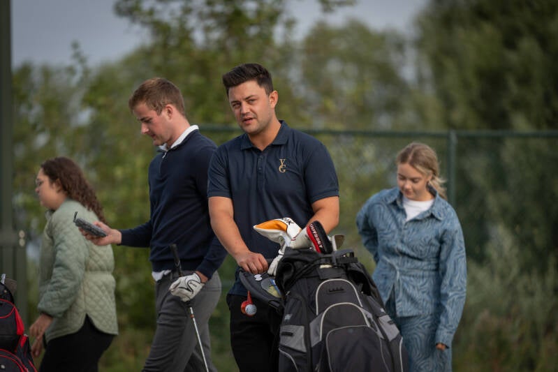 20260822_golf_younggolfers_056-standard.jpg