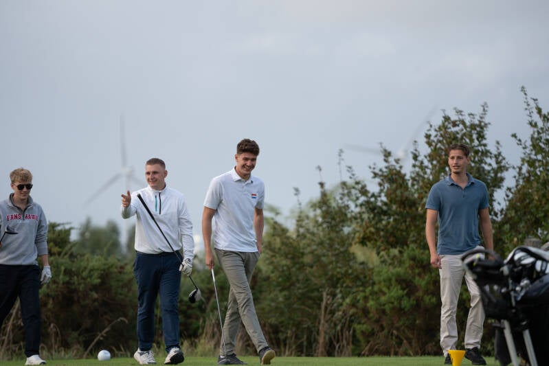 20260822_golf_younggolfers_073-standard.jpg