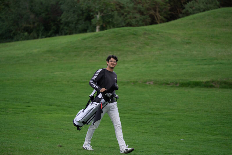 20260822_golf_younggolfers_103-standard.jpg