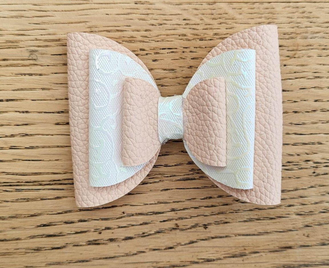 Haarspeld strik zalmroze/wit