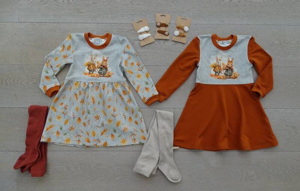 jurkje sweaterstof Forest Rabbits