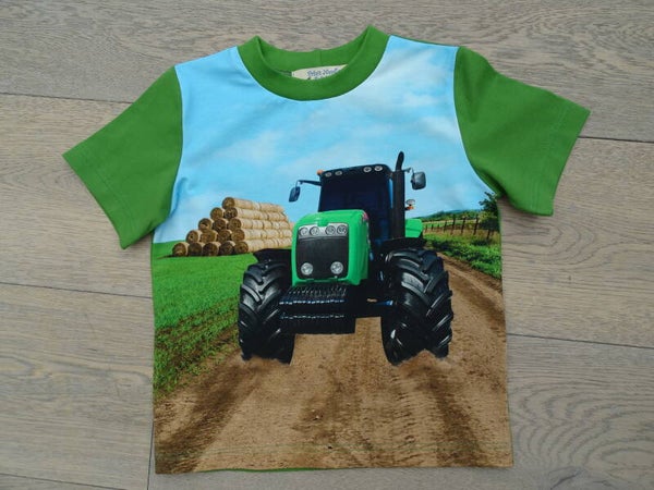 T-shirt tractor Green