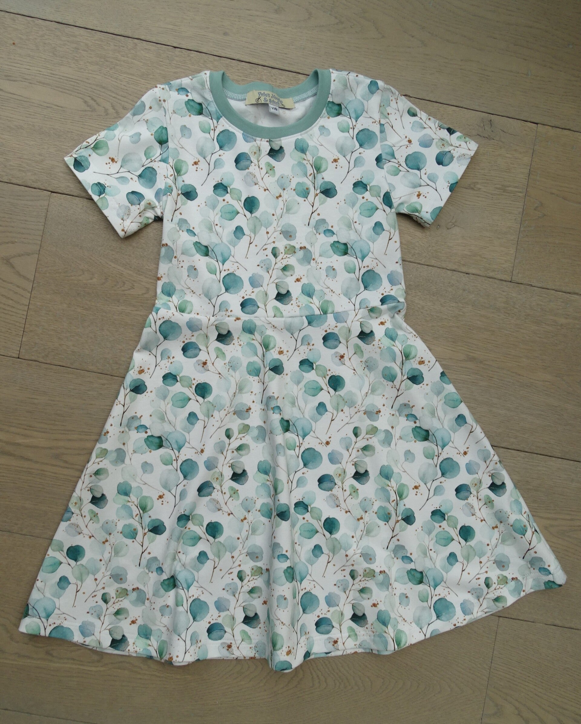 Jurk eucalyptus , korte mouw