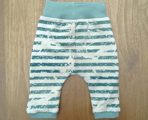 Babybroekje mintgroen streep