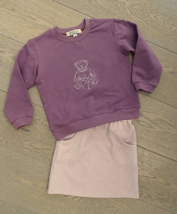 set: roze corduroy rok + sweater paars borduur beer