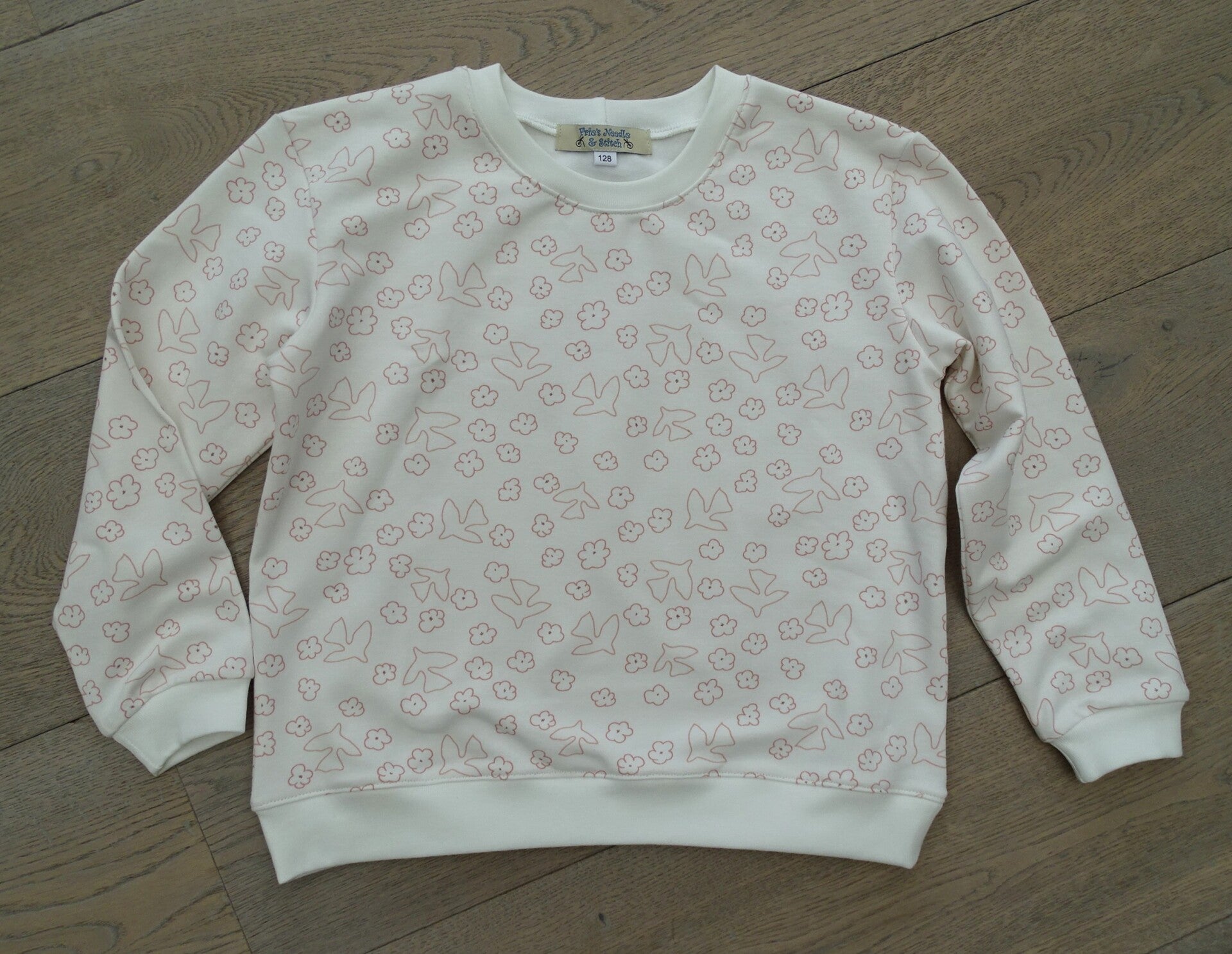 sweater birds & flowers