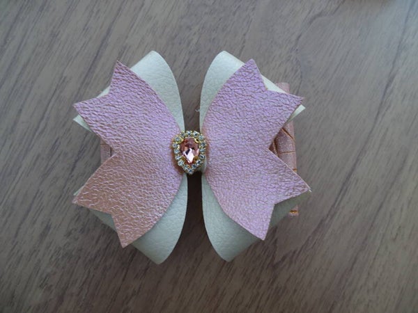 Haarspeld strik zalmroze/ecru