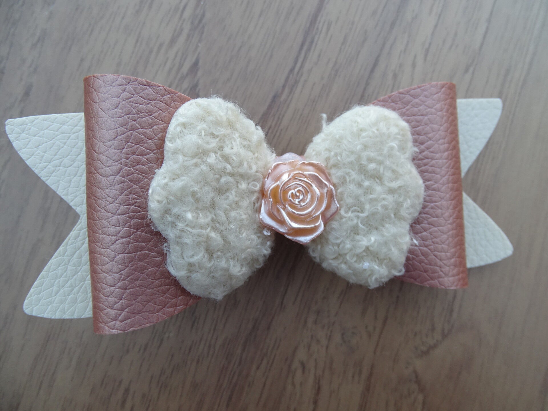 Haarspeld strik oudroze/ecru/teddy