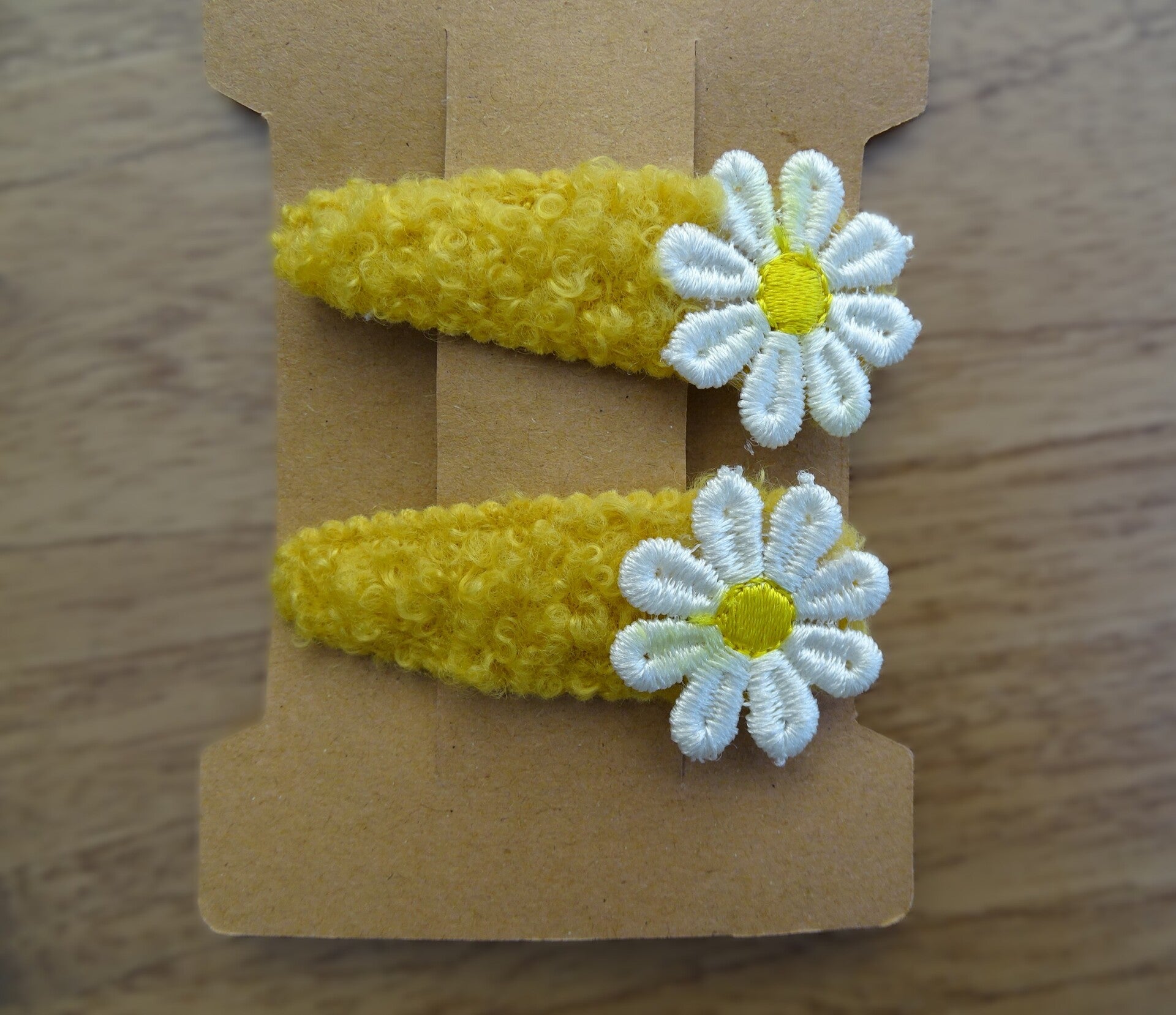 Clic-clac speldjes oker teddy margrietje