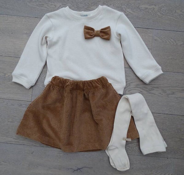 set: roestbruine rok corduroy + trui ecru 3Dstrik