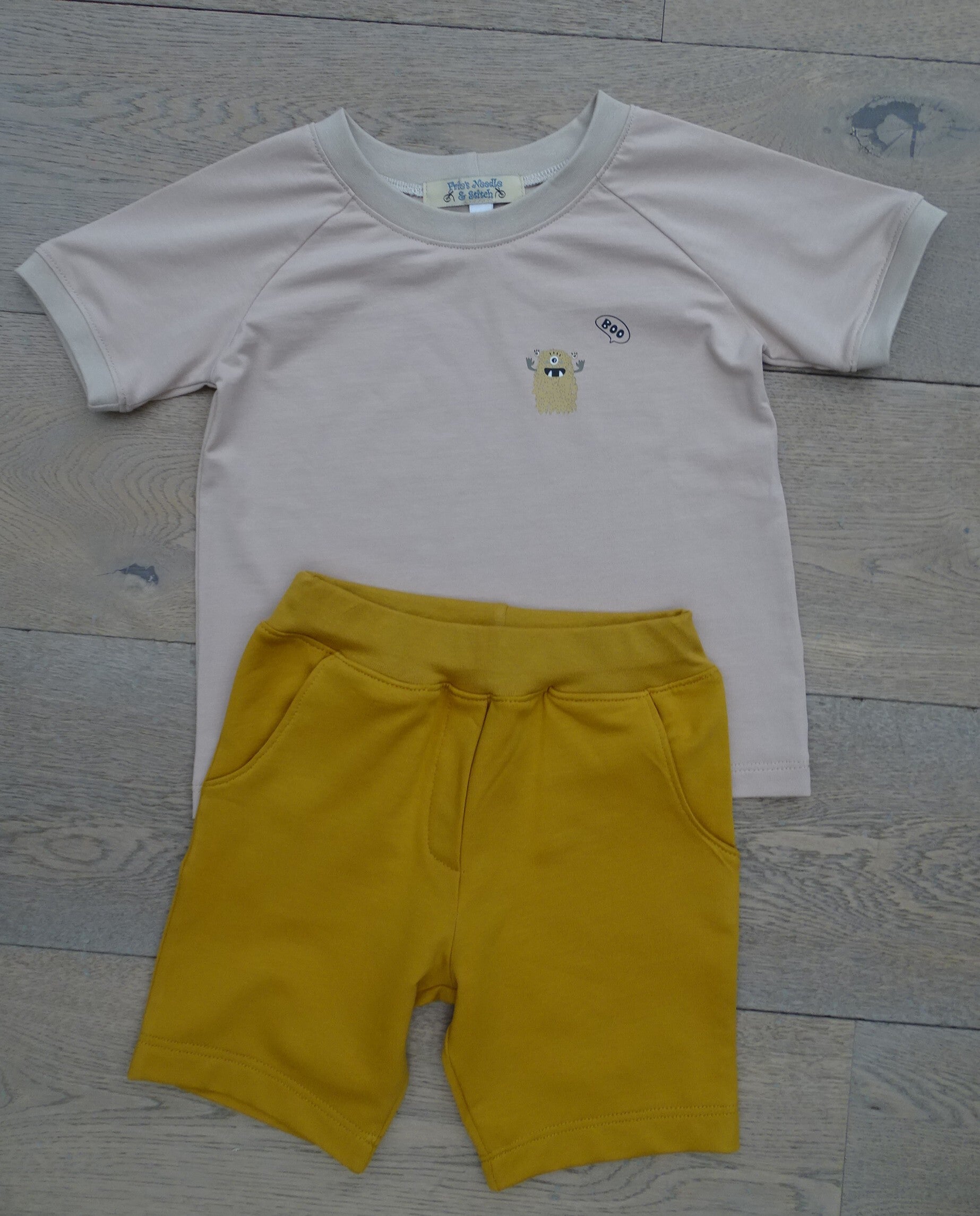 Set short + T-shirt Boo monstertje beige/oker