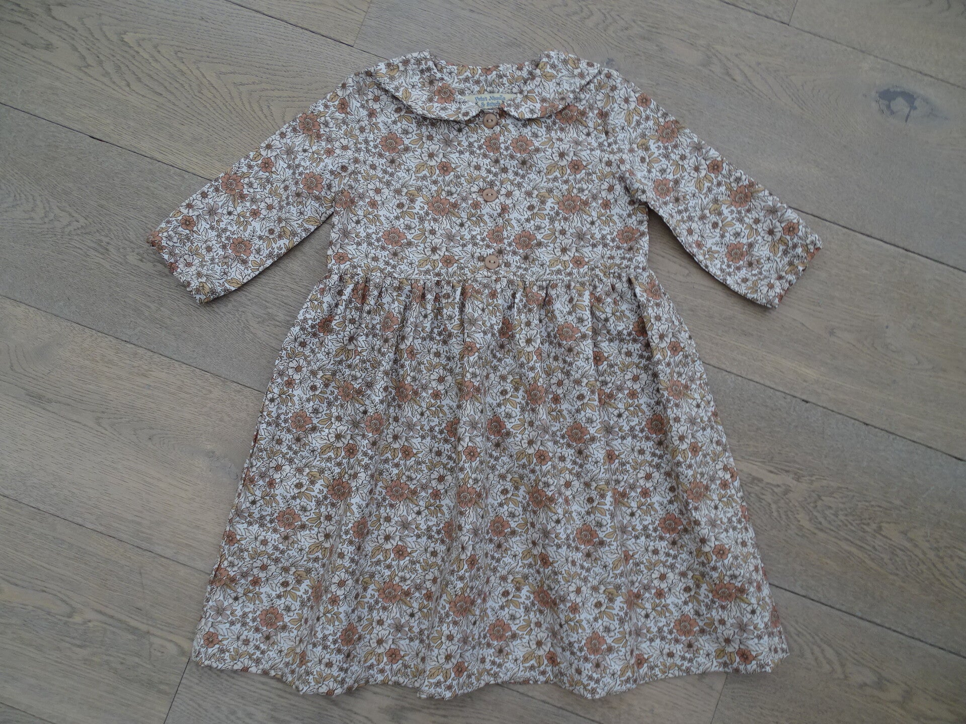 Jurk beige bruin vintage bloemetjes