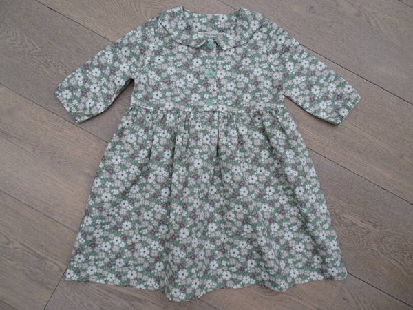 Jurk zachtgroen vintage bloemetjes