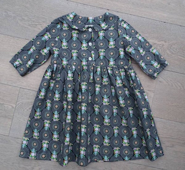 Jurk zwart/grijs vintage bloemetjes
