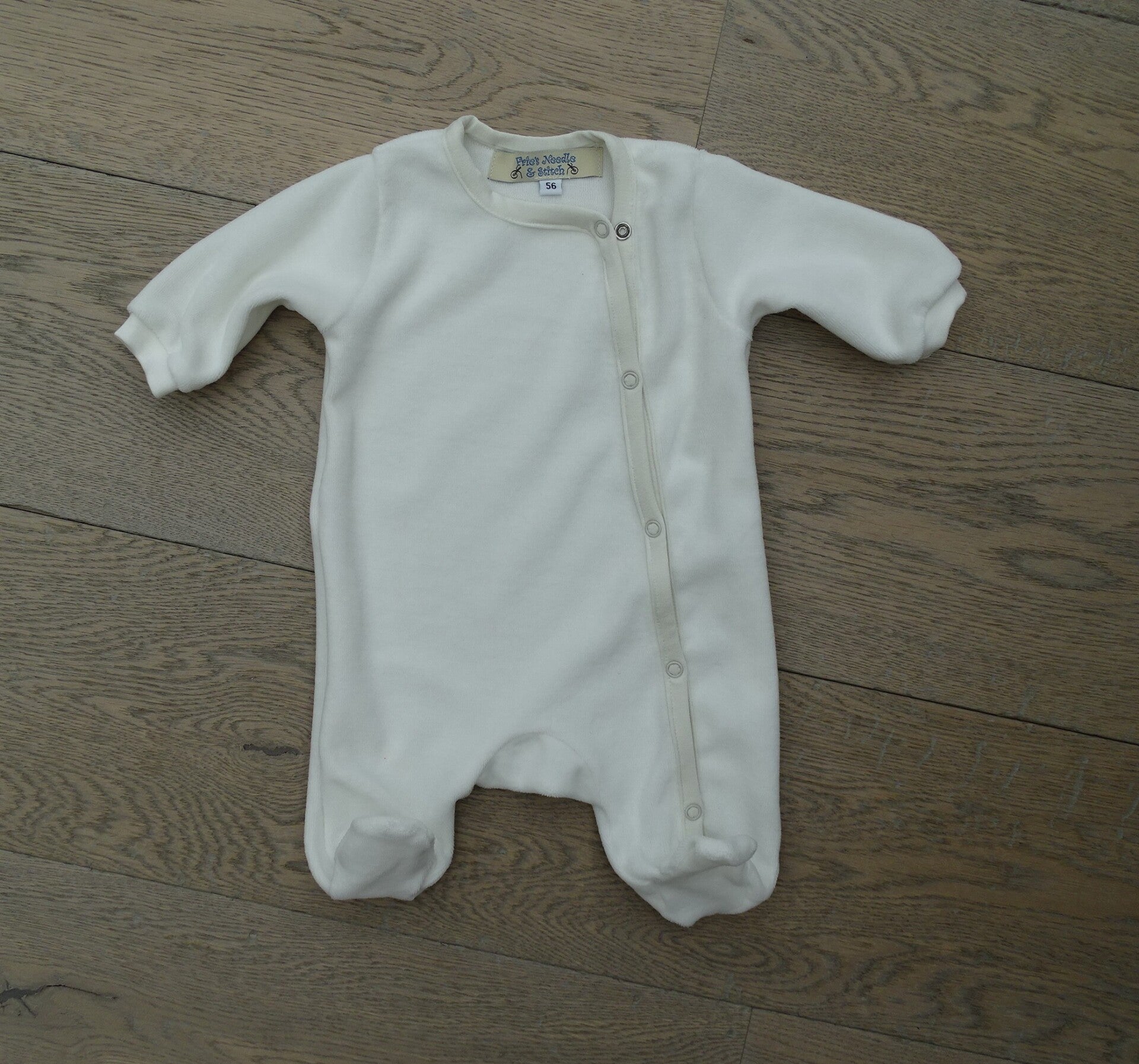 boxpakje off white nicky velours