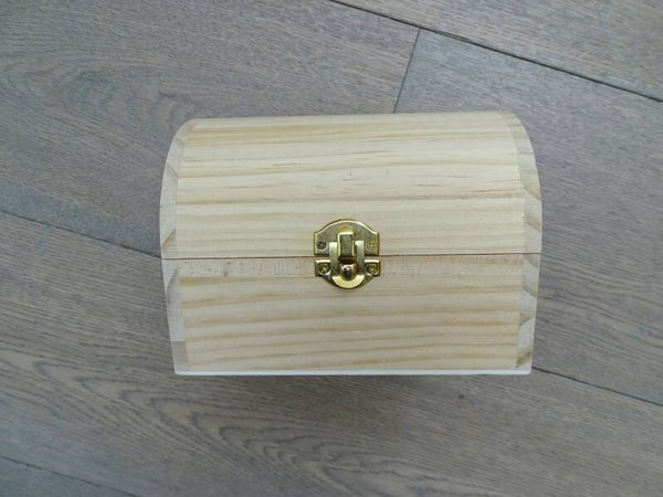 Klein houten kinderkoffertje 16L 12B 11H