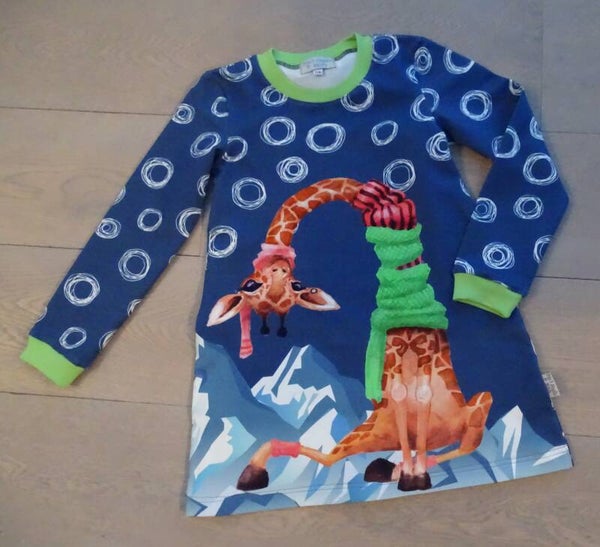 Jurkje sweaterstof giraffe ondersteboven