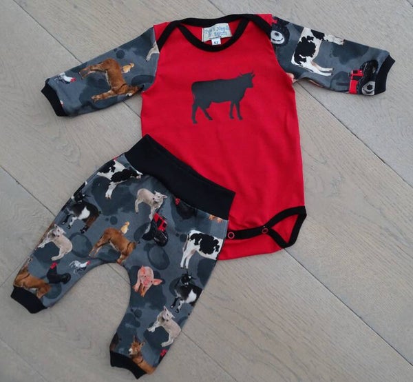 baby setje: farm rood + bedrukking