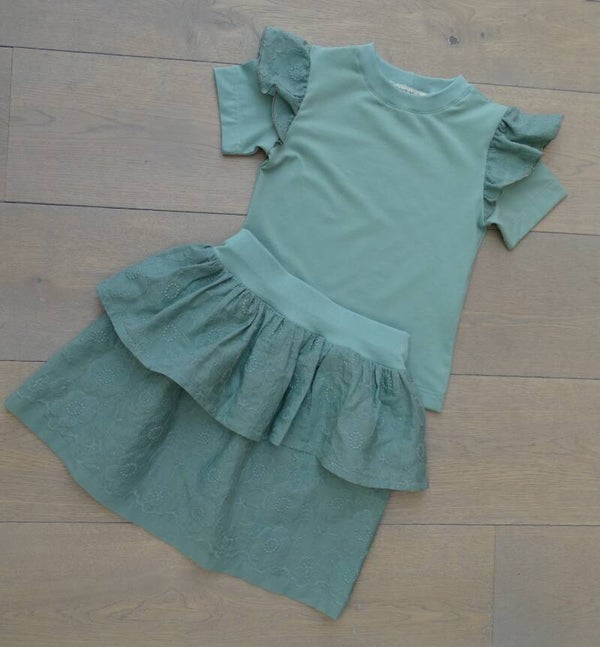 Set rok + T-shirt ruffle, zachtgroen borduur