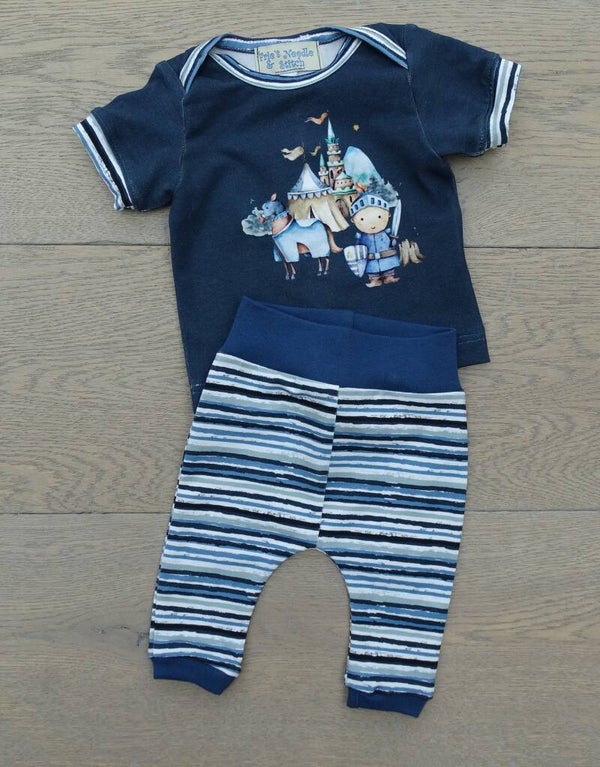 baby setje: shirt ridder & kasteel + legging streep