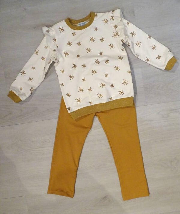 set sweaterbroek + sweater ecru/sterren goud