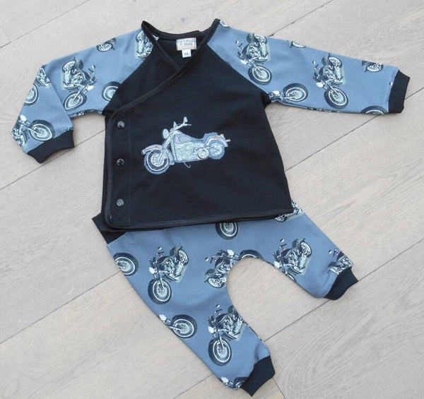 baby setje: moto grijs borduur