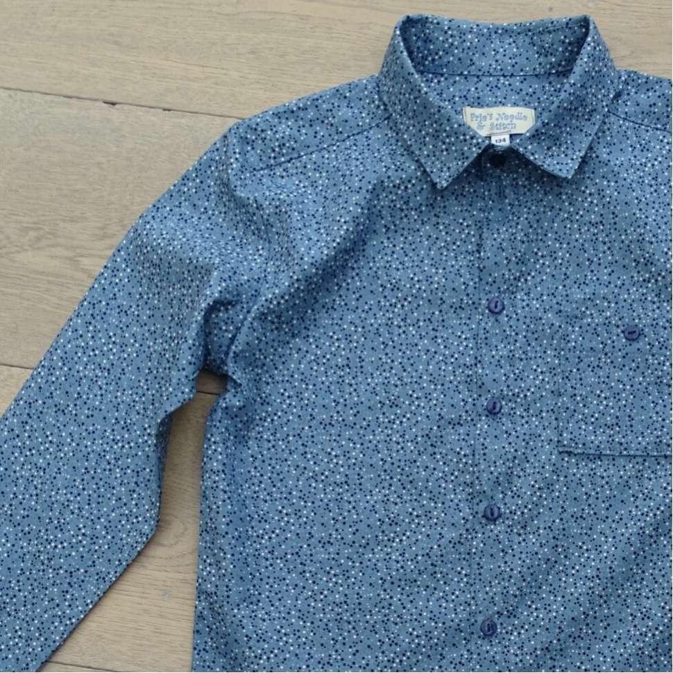 Hemd grijsblauw stippen