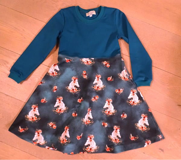 jurkje sweaterstof bloemenpaard/petrol