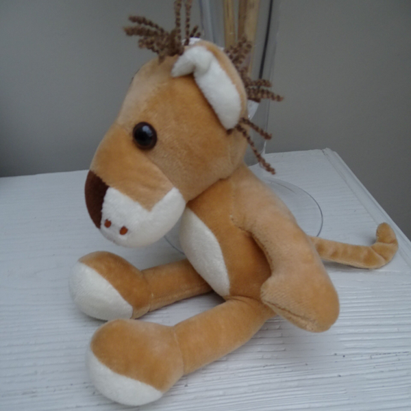 knuffel kleine leeuw