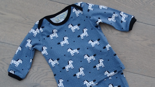 baby shirt blauw kleine unicorn