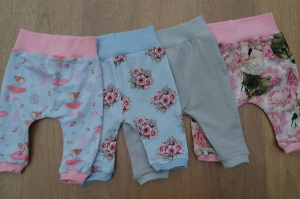 Set 4 babybroekjes maat 56