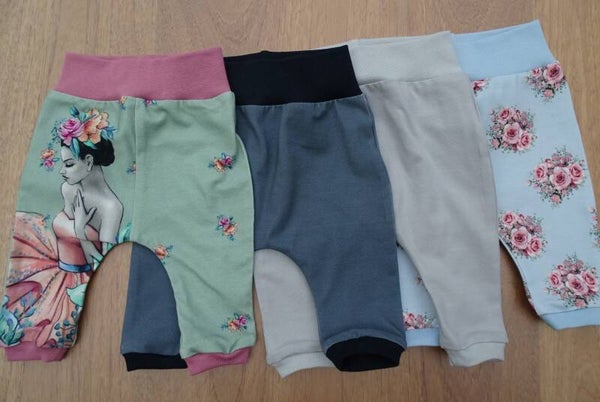 Set 4 babybroekjes maat 56