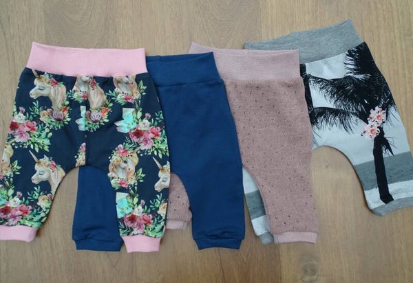 Set 4 babybroekjes maat 68