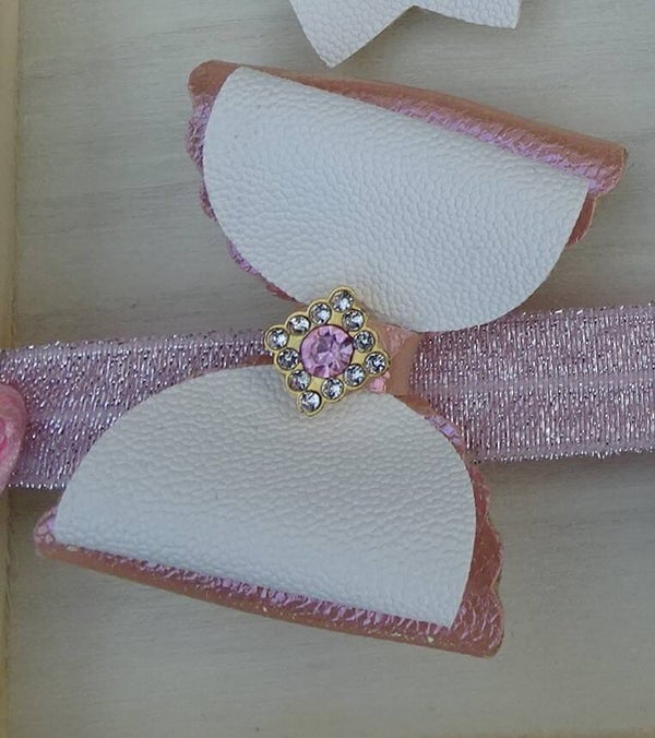 Haarspeld strik wit/roze steentje