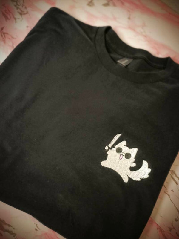 Gojo Cat T-Shirt 🐾 | Minimal Anime Streetwear | Black Edition