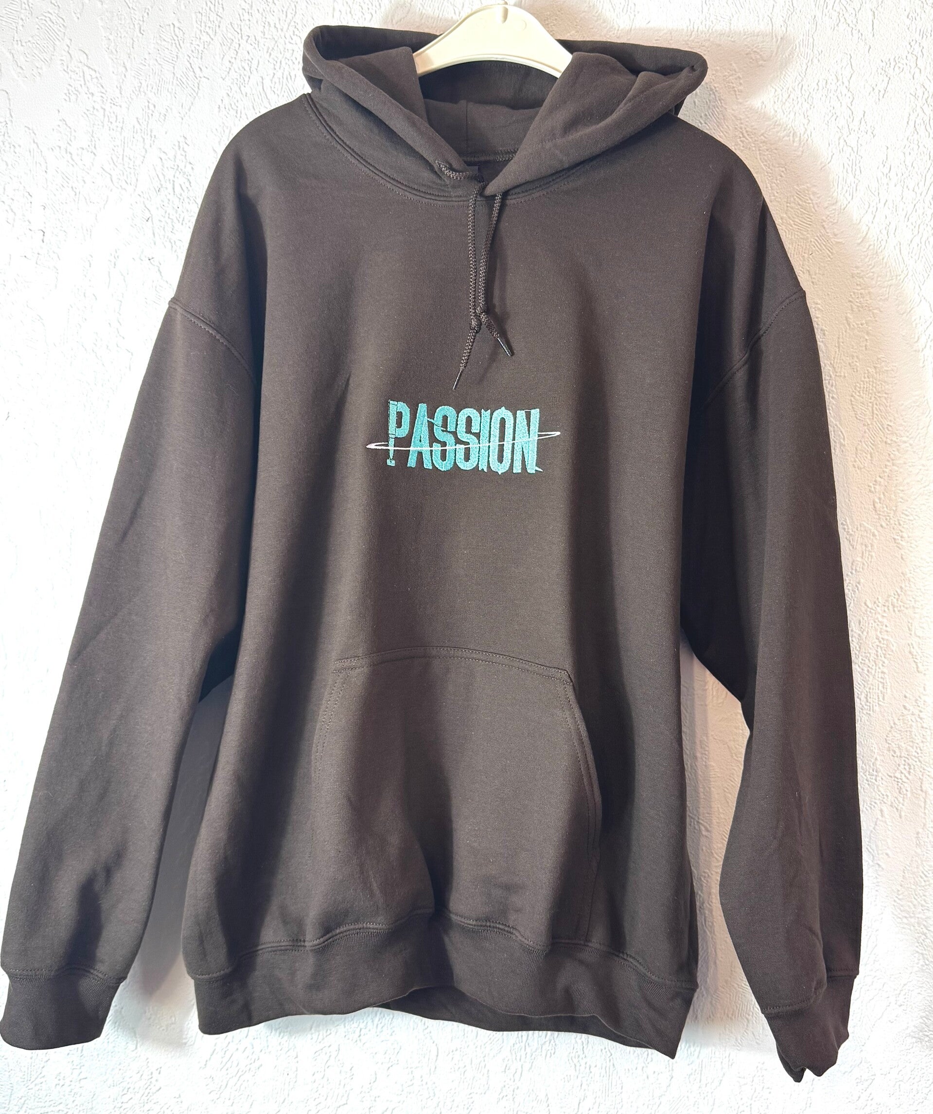 💙 PASSION Hoodie – Minimalistisches BL Statement