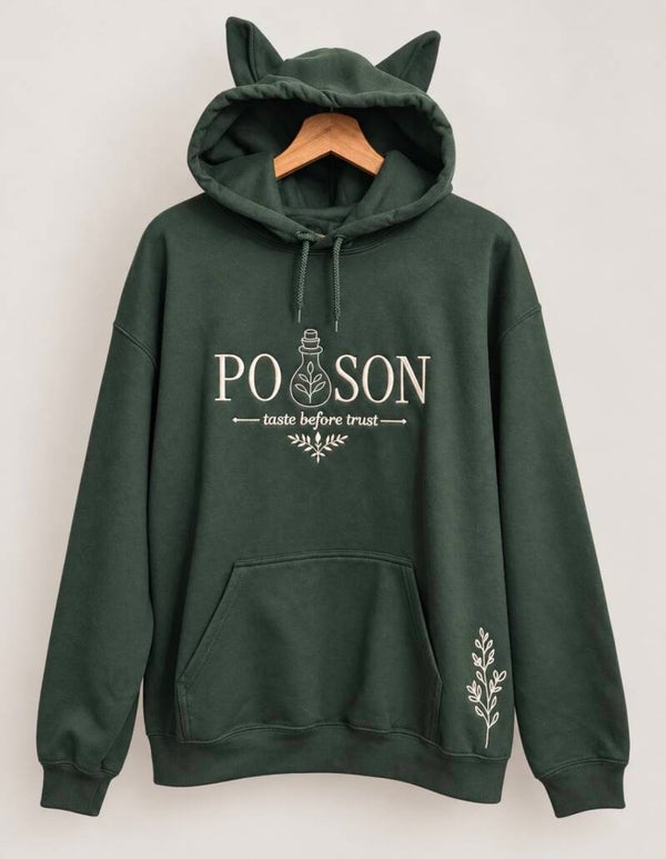 Poison Hoodie mit Katzenohren – Maomao inspired