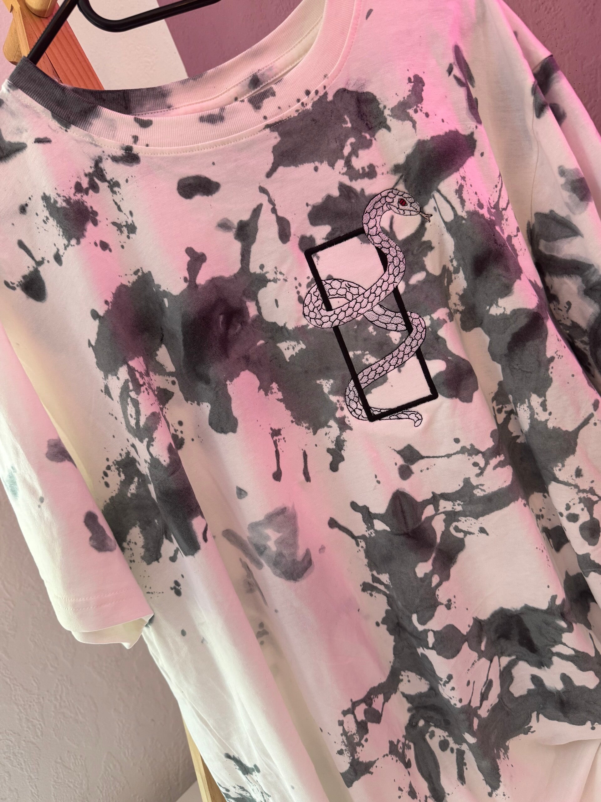 Obanai Serpent Washed Tee